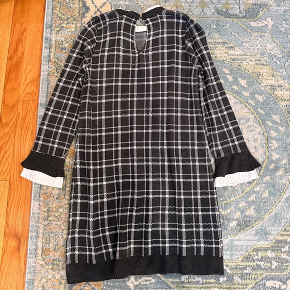 Vince Camuto PL Plaid Sweater Dress. NWOT. Grey and White. - Picture 3 of 3